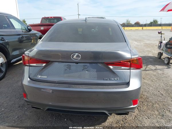 2018 LEXUS IS 300
