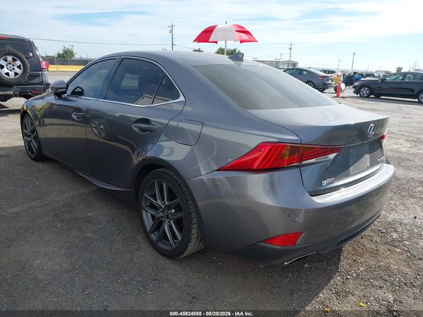 2018 LEXUS IS 300