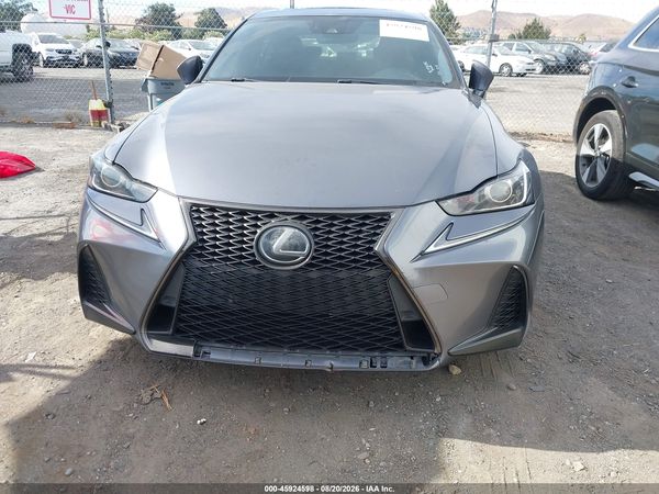 2018 LEXUS IS 300