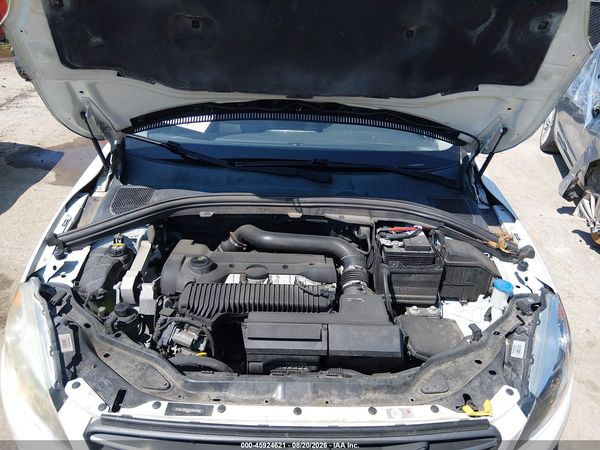 2016 VOLVO XC60 T5 PREMIER