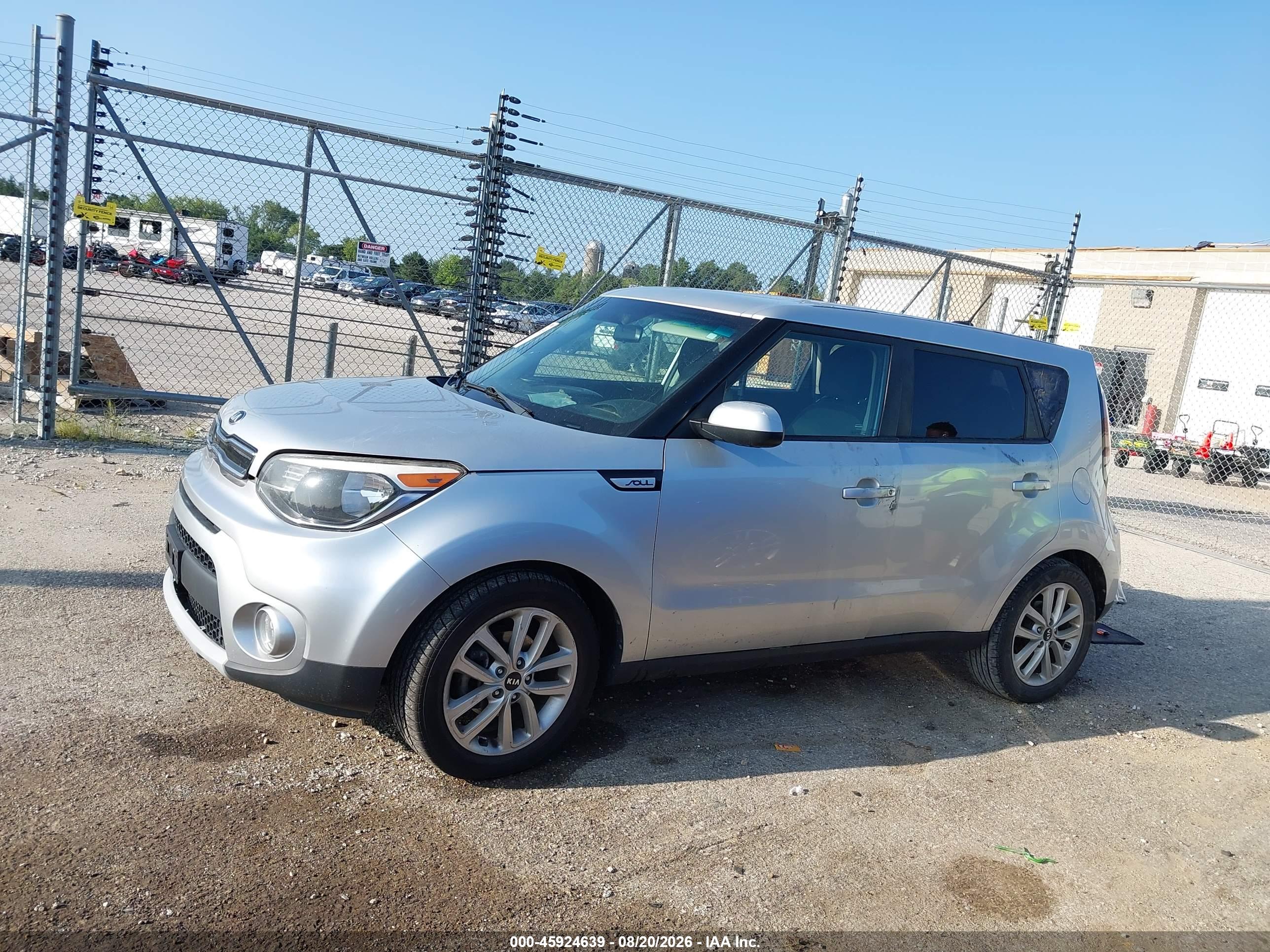 2019 KIA SOUL +