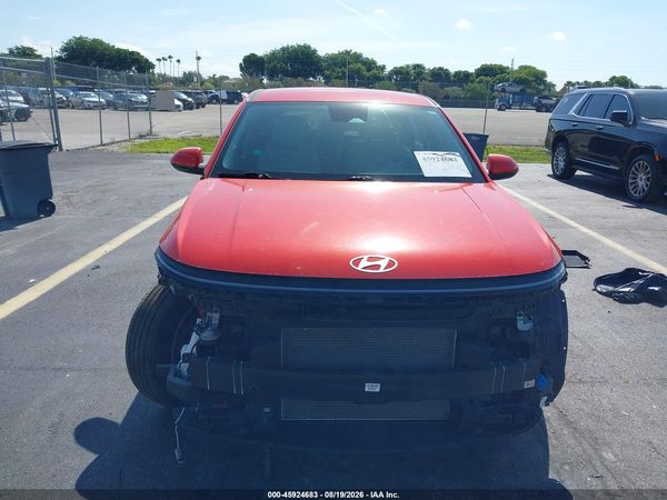 2025 HYUNDAI KONA SE