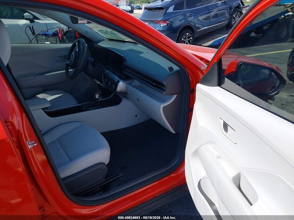 2025 HYUNDAI KONA SE