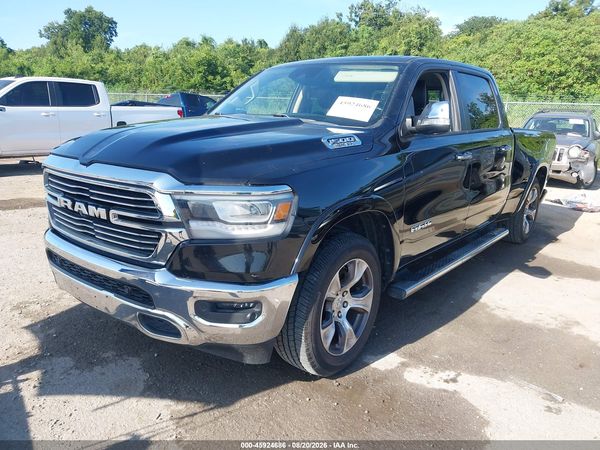 2019 RAM 1500 LARAMIE  4X4 6'4 BOX