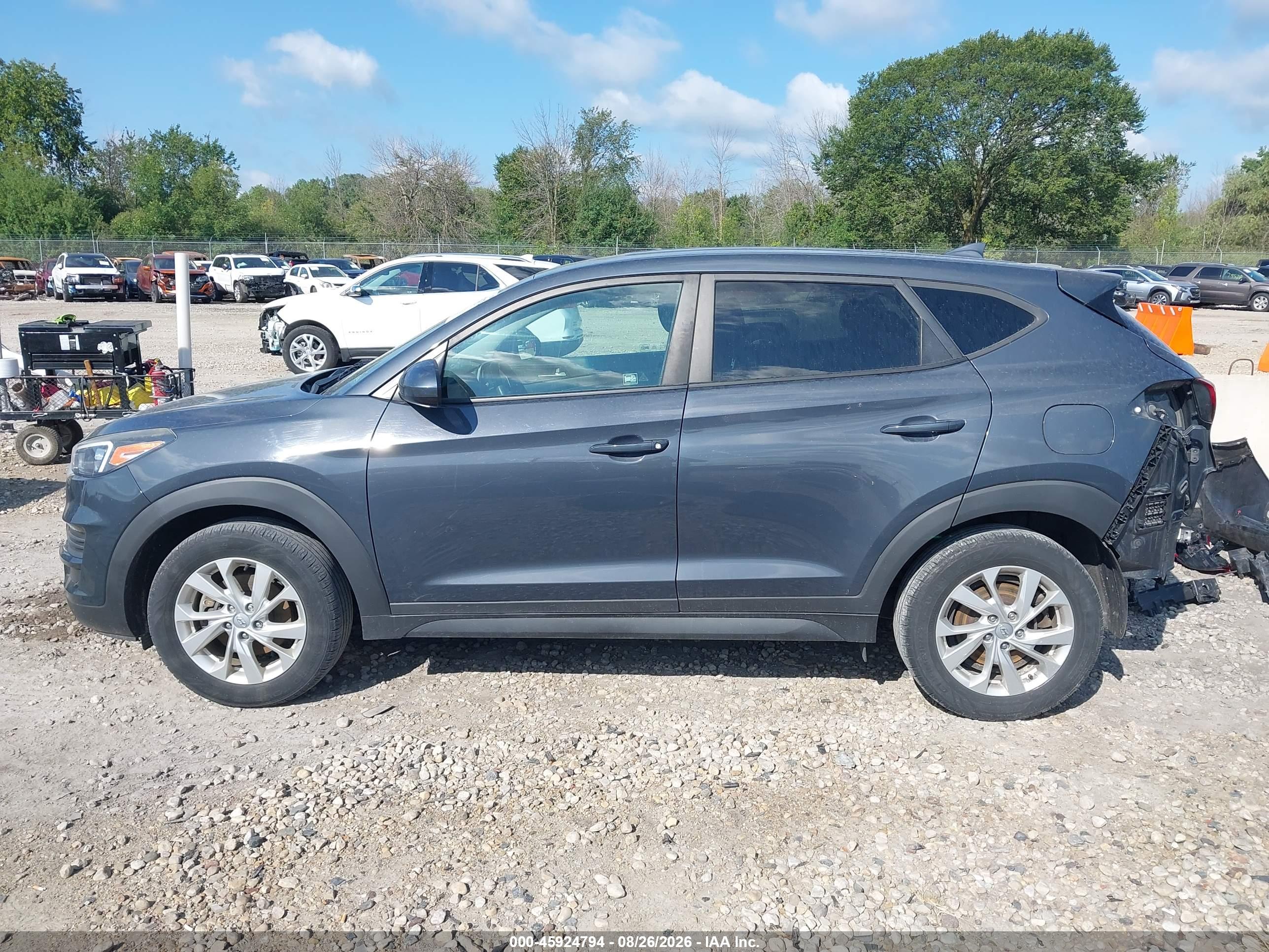 2019 HYUNDAI TUCSON SE