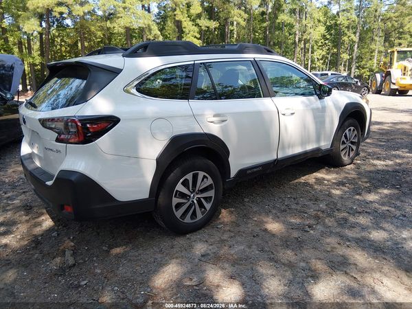 2025 SUBARU OUTBACK Base — I4
