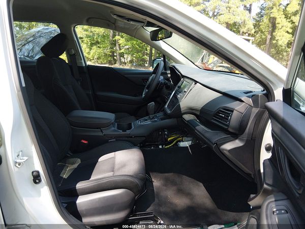 2025 SUBARU OUTBACK Base — I5
