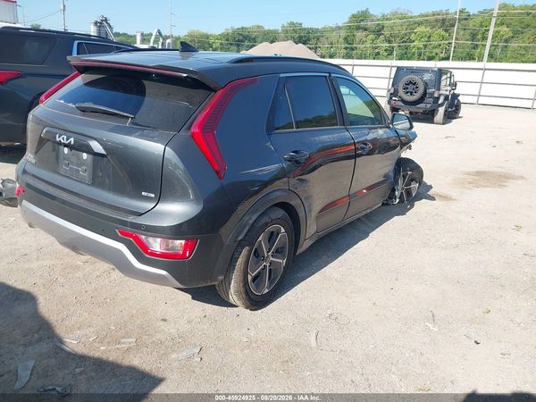 2024 KIA NIRO EX
