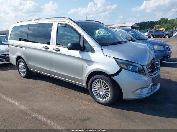 2018 MERCEDES-BENZ METRIS