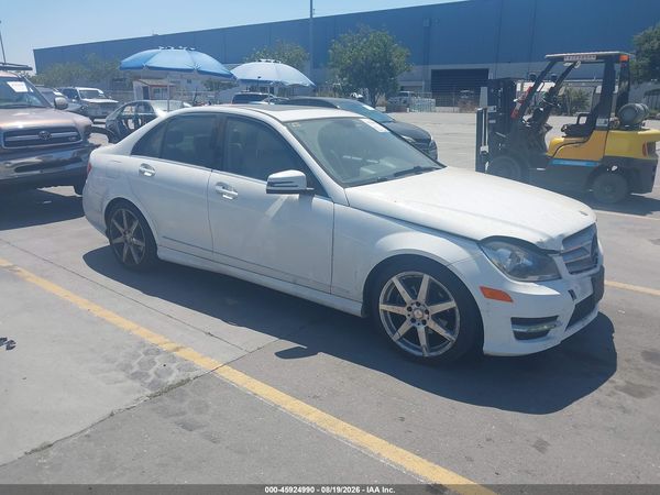 2014 MERCEDES-BENZ C 250 LUXURY/SPORT