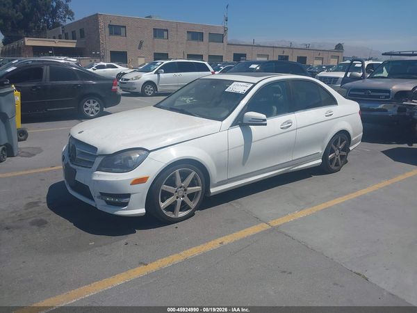 2014 MERCEDES-BENZ C 250 LUXURY/SPORT