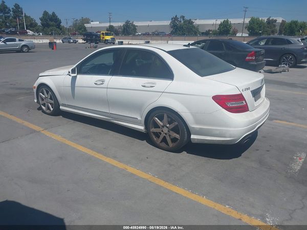 2014 MERCEDES-BENZ C 250 LUXURY/SPORT