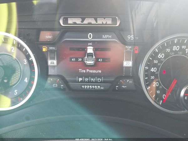 2024 RAM 3500 LARAMIE  4X4 8' BOX