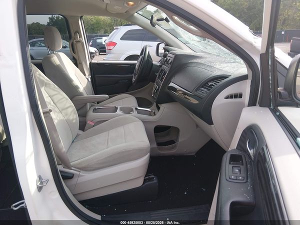 2013 DODGE GRAND CARAVAN SXT — I5