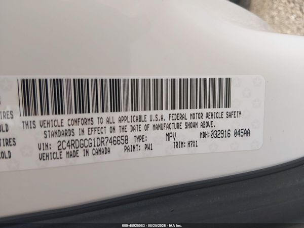 2013 DODGE GRAND CARAVAN SXT — I9