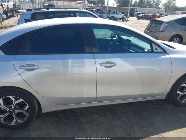 2020 KIA FORTE LXS