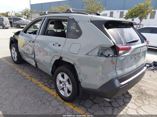 2019 TOYOTA RAV4 XLE