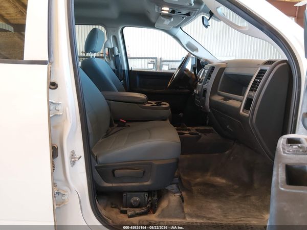 2018 RAM 2500 TRADESMAN  4X4 8' BOX — I5