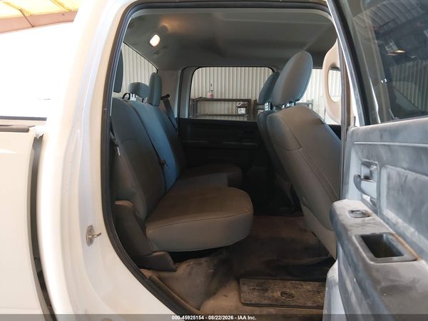 2018 RAM 2500 TRADESMAN  4X4 8' BOX — I8