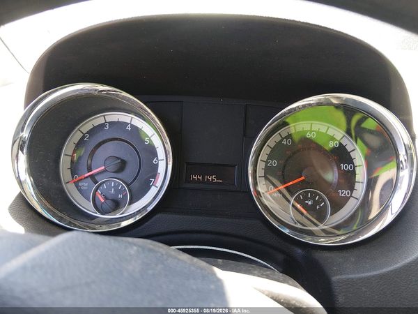 2015 DODGE GRAND CARAVAN SE — I7