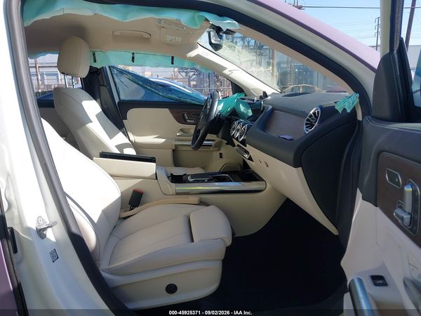 2023 MERCEDES-BENZ GLA 250 GLA250 — I5