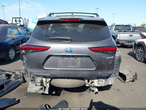 2020 TOYOTA HIGHLANDER HYBRID XLE