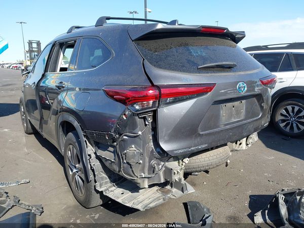 2020 TOYOTA HIGHLANDER HYBRID XLE