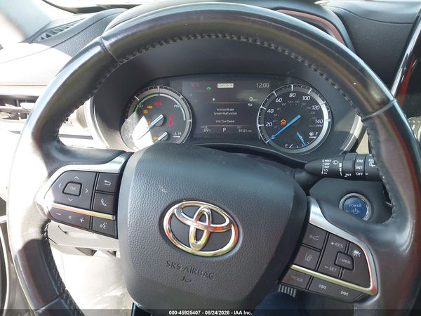 2020 TOYOTA HIGHLANDER HYBRID XLE