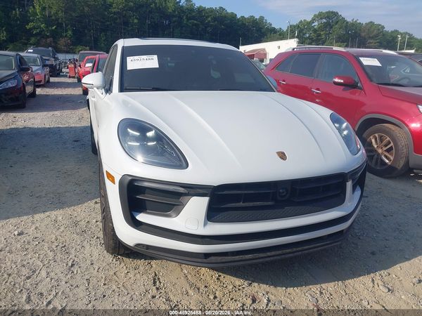 2025 PORSCHE MACAN T