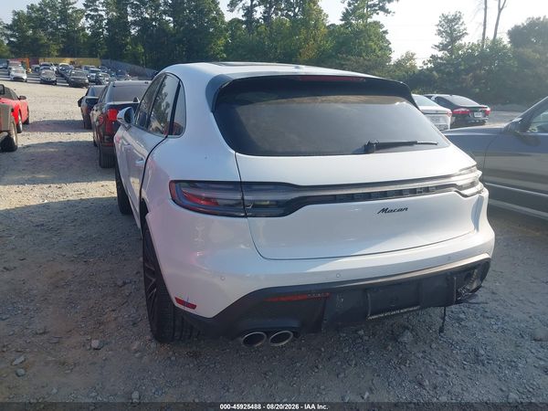 2025 PORSCHE MACAN T