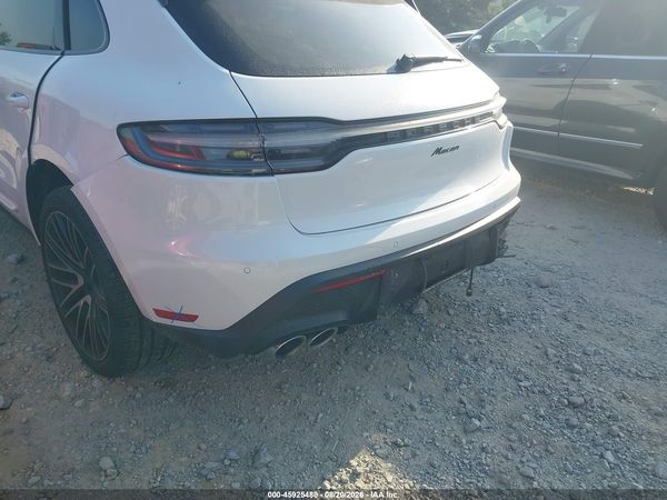 2025 PORSCHE MACAN T