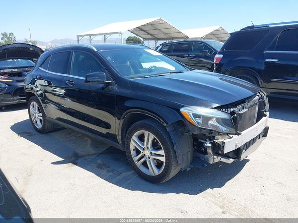 2017 MERCEDES-BENZ GLA 250 GLA250 — I1