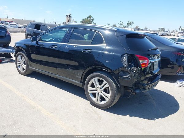 2017 MERCEDES-BENZ GLA 250 GLA250 — I3
