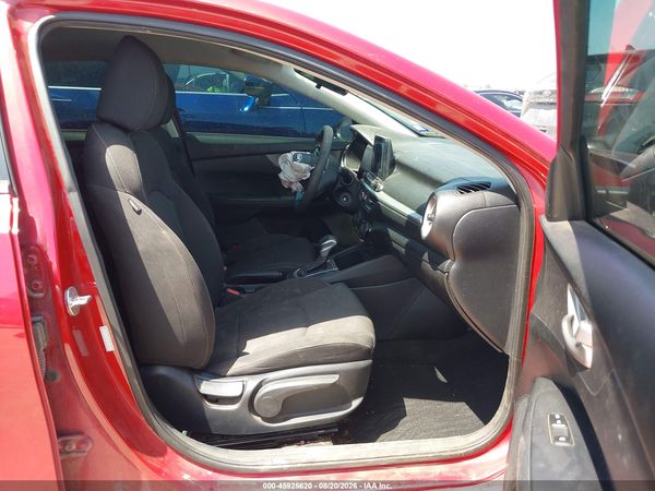 2019 KIA FORTE LXS