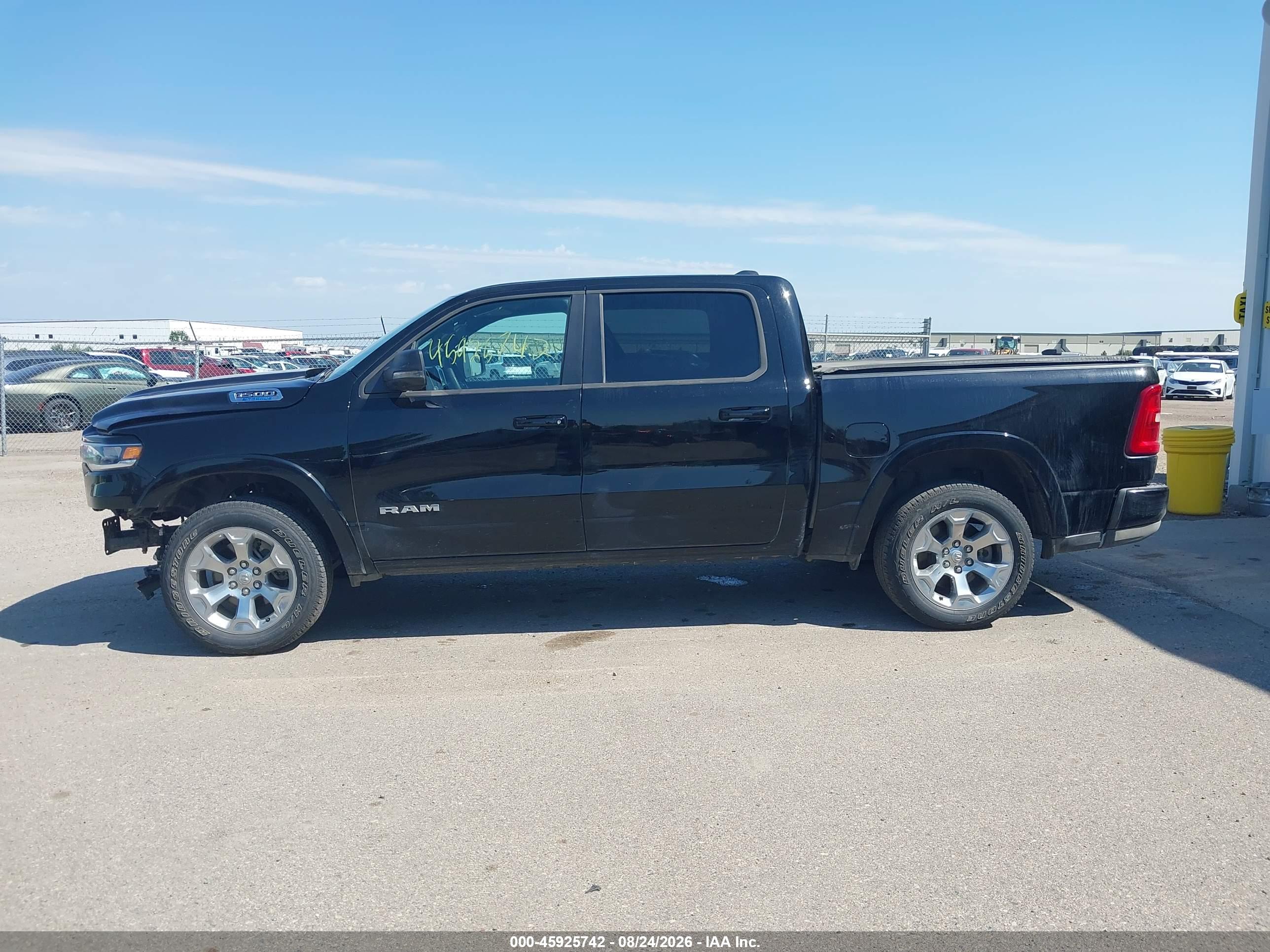 2025 RAM 1500 BIG HORN  4X4 5'7 BOX