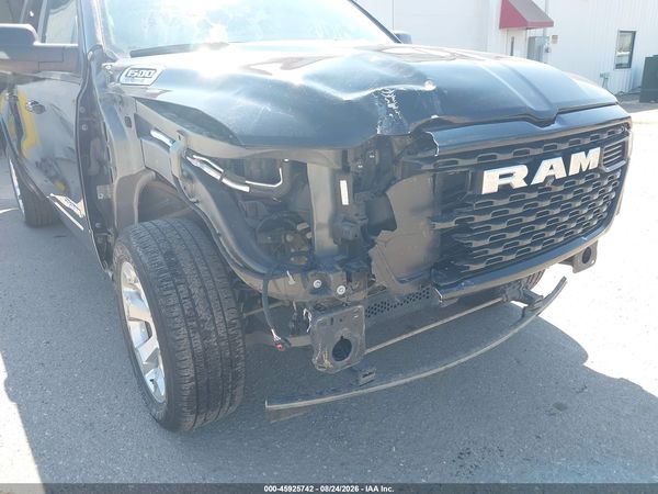 2025 RAM 1500 BIG HORN  4X4 5'7 BOX