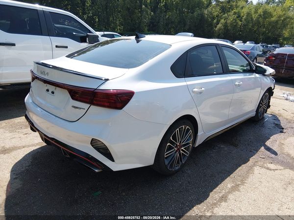 2022 KIA FORTE GT