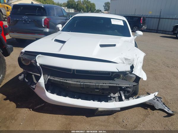 2019 DODGE CHALLENGER SXT — I6