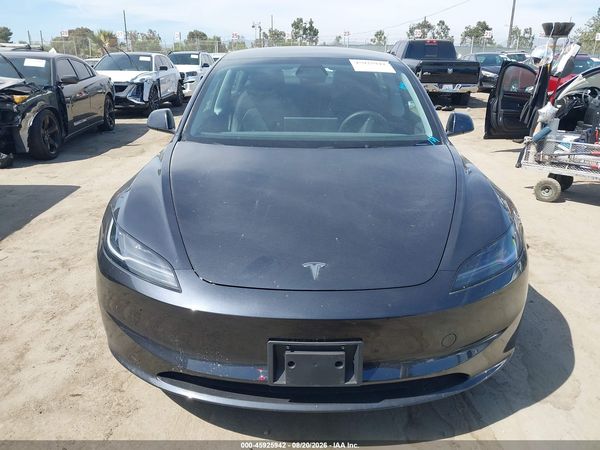 2025 TESLA MODEL 3