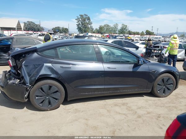 2025 TESLA MODEL 3