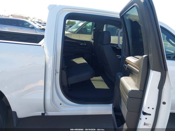 2024 CHEVROLET SILVERADO 1500 2WD  SHORT BED LT — I8