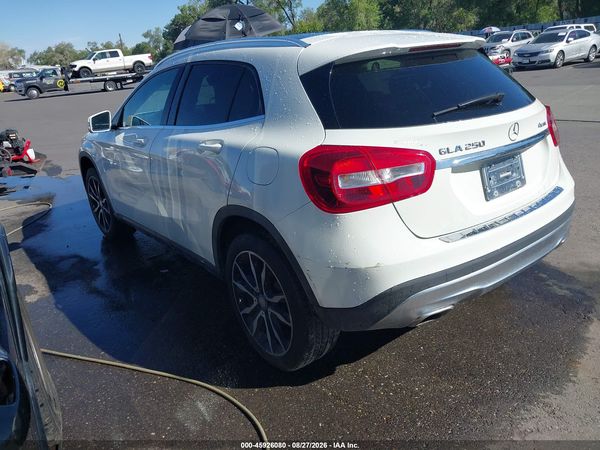 2015 MERCEDES-BENZ GLA 250 4MATIC — I3