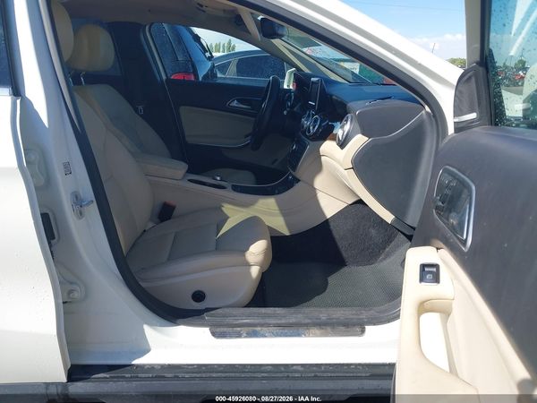 2015 MERCEDES-BENZ GLA 250 4MATIC — I5