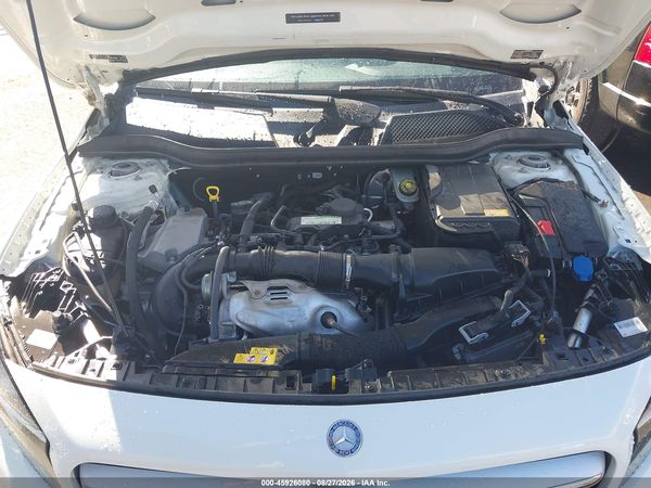 2015 MERCEDES-BENZ GLA 250 4MATIC — I10
