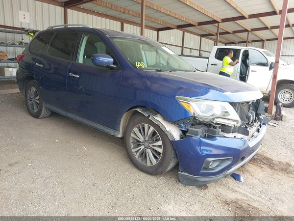 2019 NISSAN PATHFINDER SV — I1