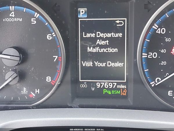 2018 TOYOTA RAV4 XLE — I118