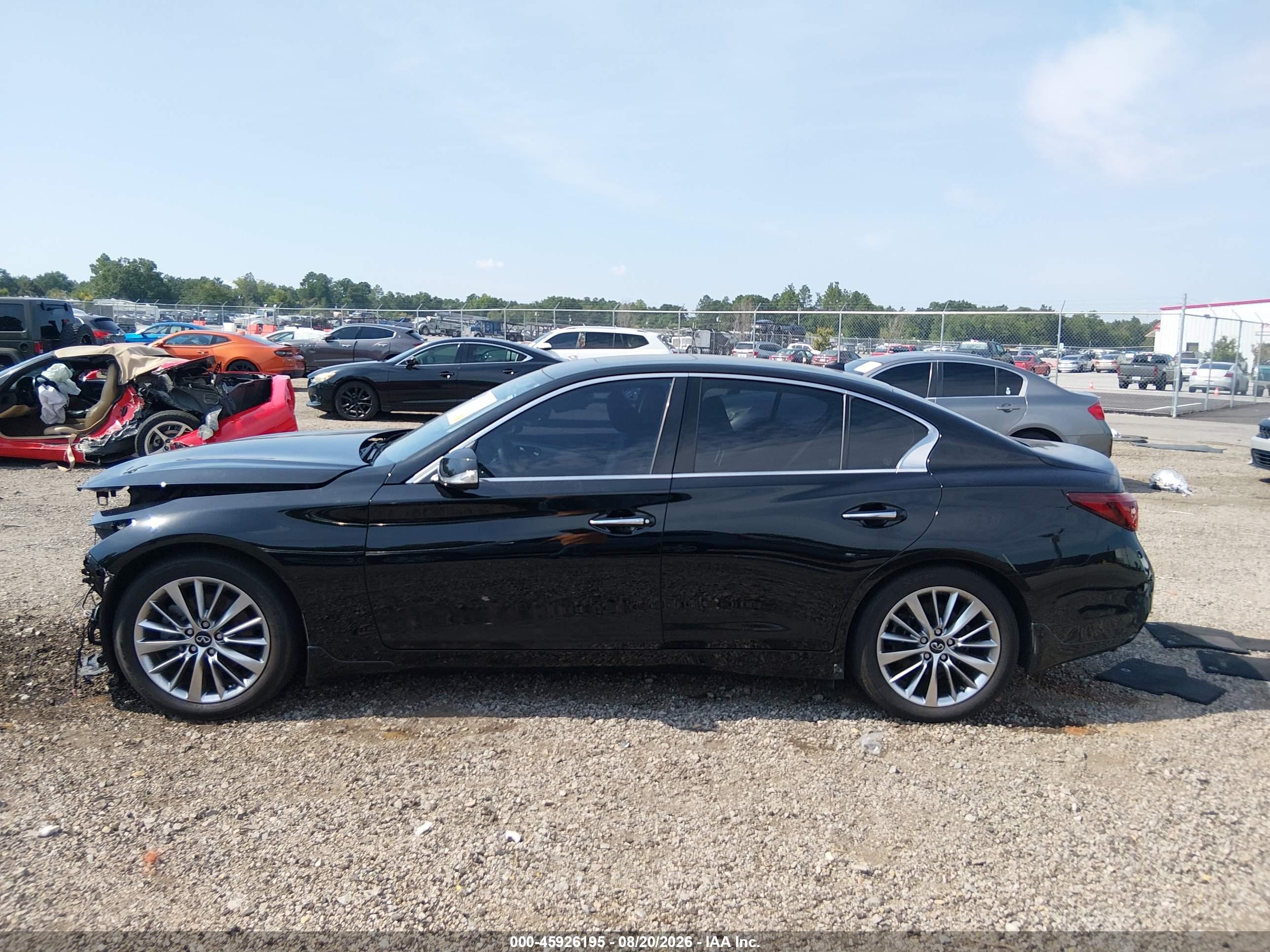 2022 INFINITI Q50 LUXE