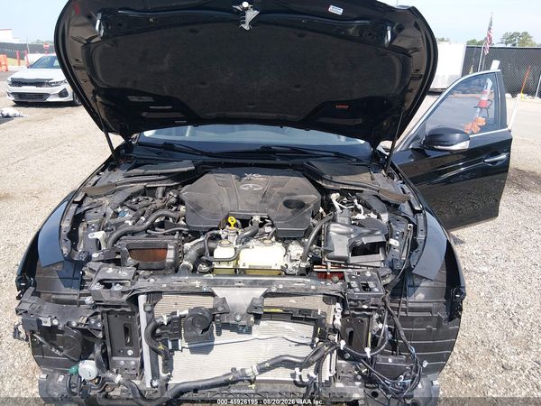 2022 INFINITI Q50 LUXE