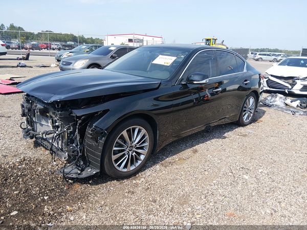 2022 INFINITI Q50 LUXE