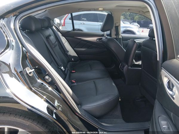 2022 INFINITI Q50 LUXE